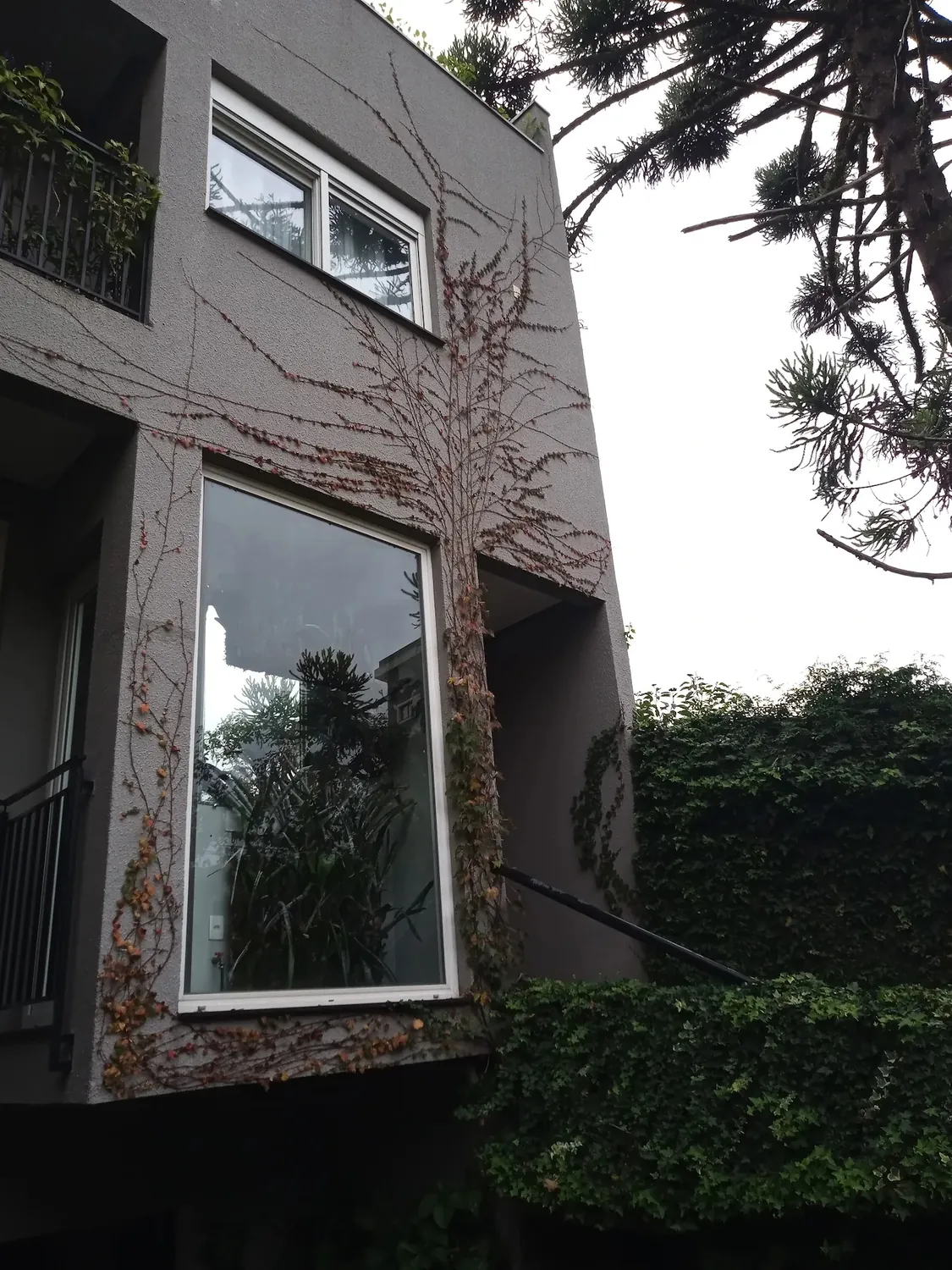 Sobrado triplex Juvevê, Curitiba